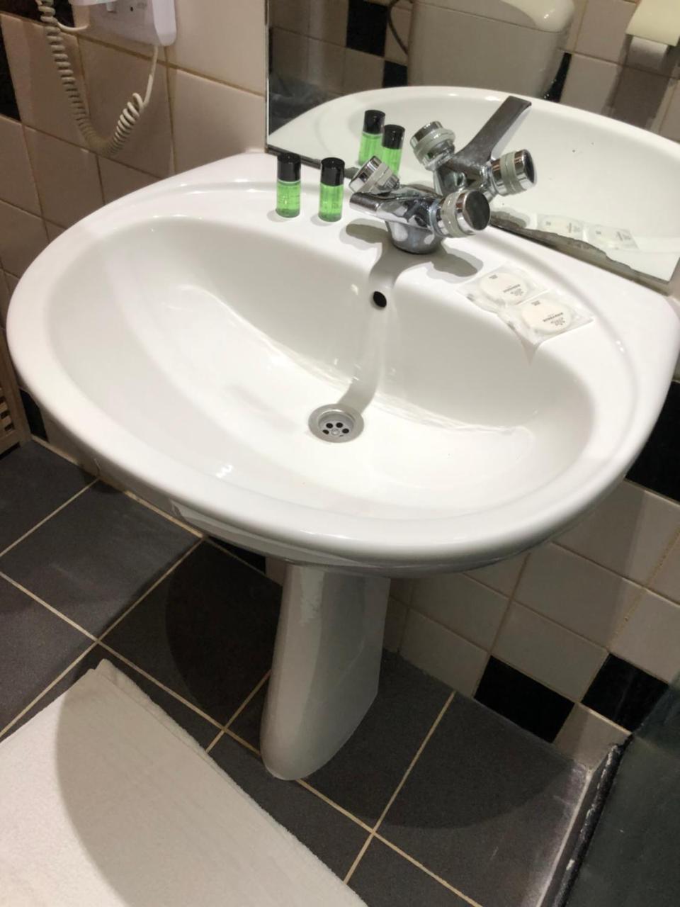 Hotel Abberdeen Bruksela Zewnętrze zdjęcie